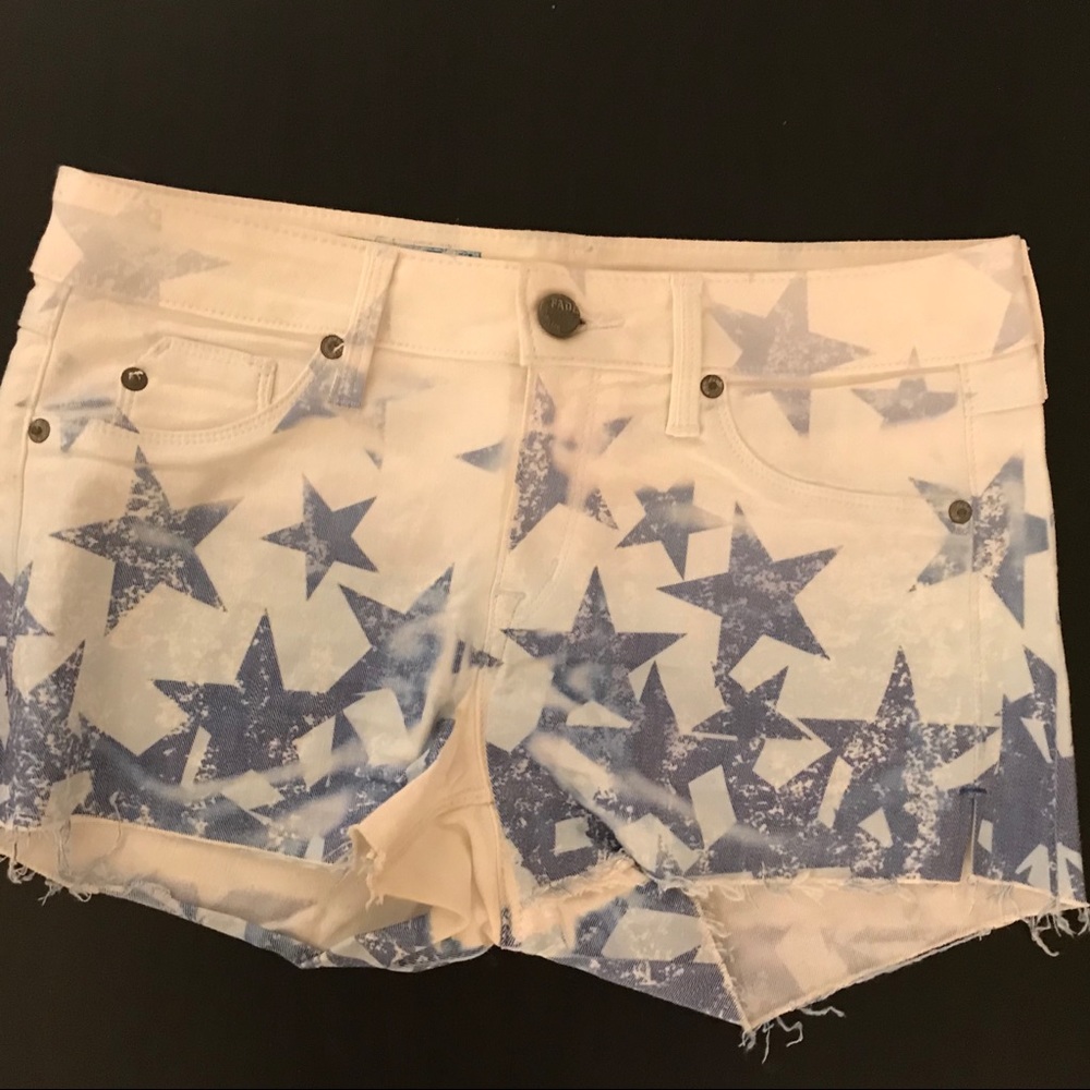 Faded to blue women’s denim shorts size 27